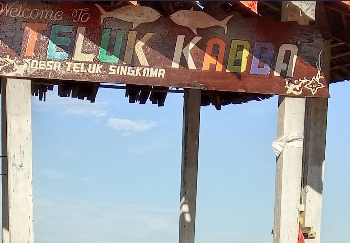 Menjelajahi Pantai Teluk Kaba, Surga Tersembunyi di Kutai Timur