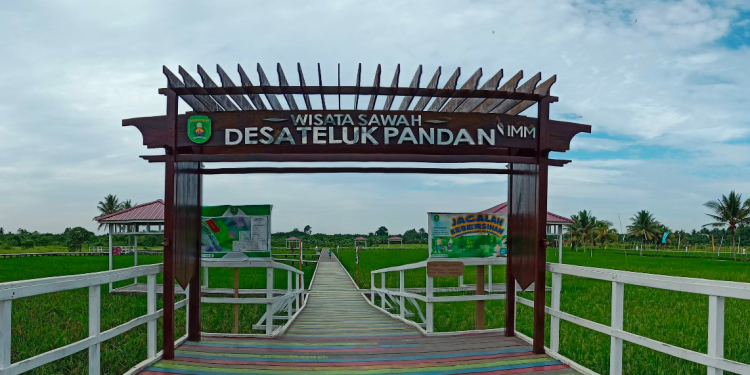 Teluk Pandan Kembangkan Wisata Sawah, Bupati Kutim Resmikan Destinasi Baru