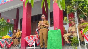 Bupati Kutim Apresiasi Gerakan Ayah Mengantar Anak ke Sekolah