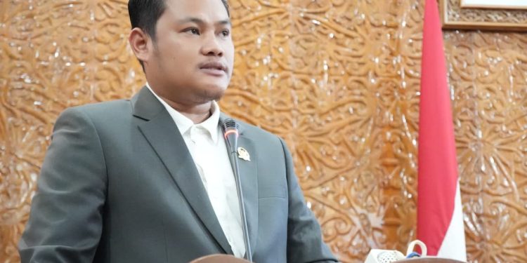 Akbar Tanjung Ungkap 9 Rekomendasi Pansus Terkait Pertanggungjawaban APBD Kutim 2025