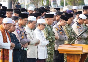 Gelar Sholat Istisqo, Bupati Ardiansyah Ingatkan Masyarakat Perbanyak Istighfar