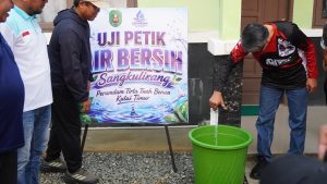 Bupati Ardiansyah Pastikan Air Bersih Mengalir di Sangkulirang