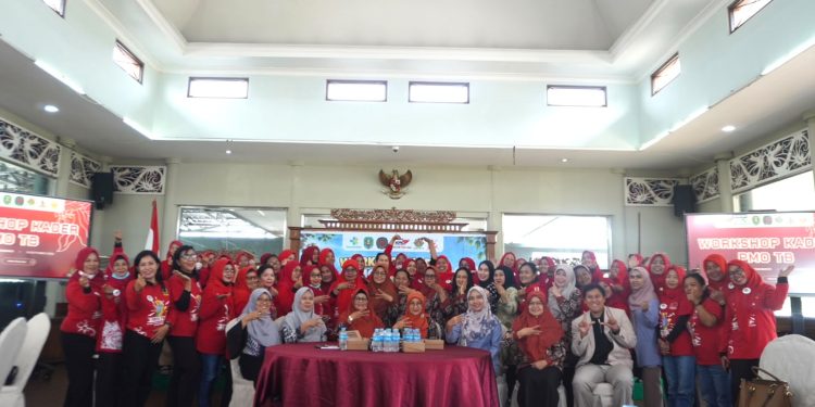 Siti Robiah Perkuat Kader PMO TB Menuju Eliminasi Tuberkulosis 2030