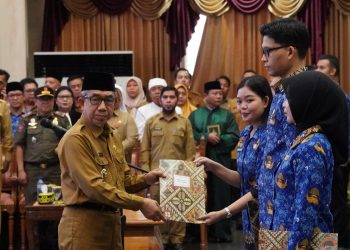 Bupati Sampaikan Pesan Mendalam di Pelantikan 217 PNS